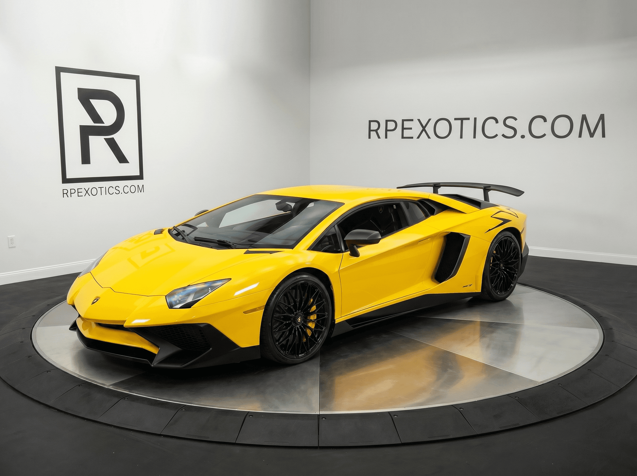 2016 Lamborghini Aventador LP 750-4 Superveloce