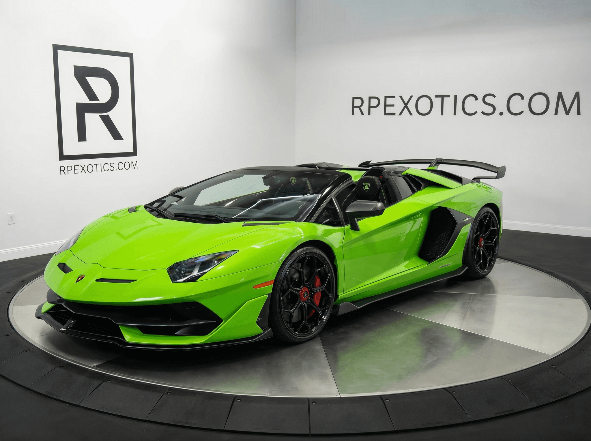 2021 Lamborghini Aventador SVJ